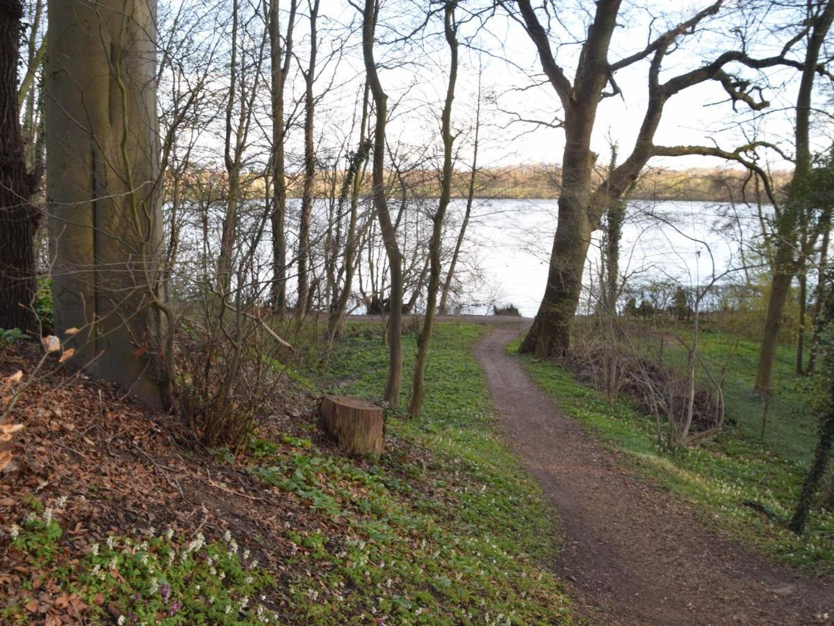 Flat In Eutin On The Kleiner Eutiner See Lake 外观 照片